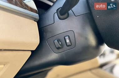 Седан BMW 5 Series 2011 в 