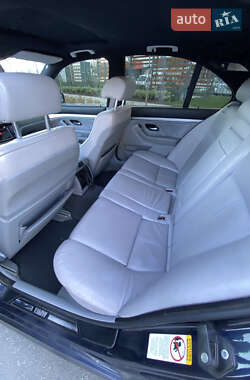 Седан BMW 5 Series 2001 в 