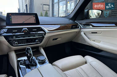 Седан BMW 5 Series 2019 в 