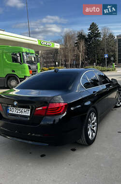 Седан BMW 5 Series 2012 в 