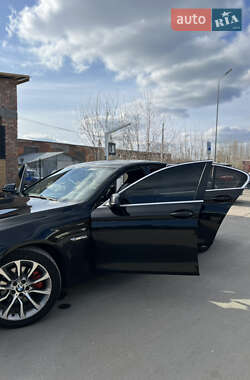 Седан BMW 5 Series 2012 в 