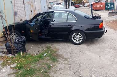 Седан BMW 5 Series 2001 в Києві