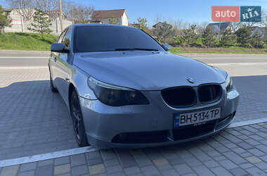 Седан BMW 5 Series 2005 в 