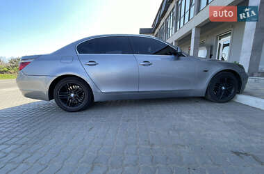 Седан BMW 5 Series 2005 в 