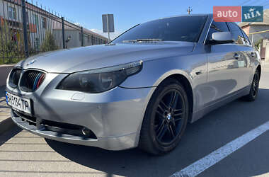Седан BMW 5 Series 2005 в 