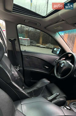 Седан BMW 5 Series 2004 в 
