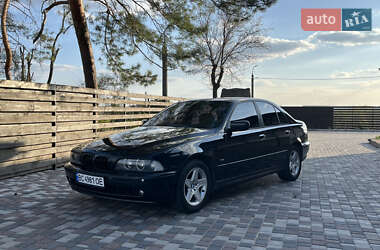 Седан BMW 5 Series 2001 в 