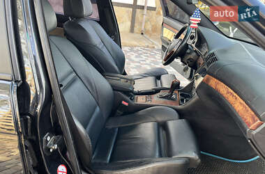 Седан BMW 5 Series 2001 в 