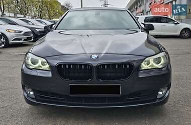 Седан BMW 5 Series 2012 в 