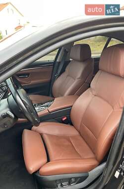Седан BMW 5 Series 2012 в 