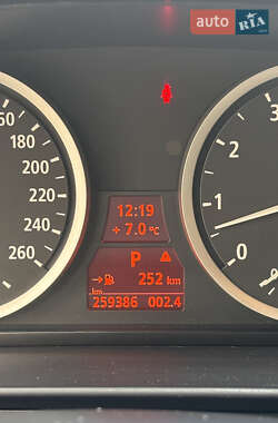 Седан BMW 5 Series 2005 в 