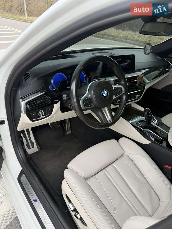 Седан BMW 5 Series 2017 в Хмельницькому фото 11 Седан BMW 5 Series 2017 в Хмельницькому