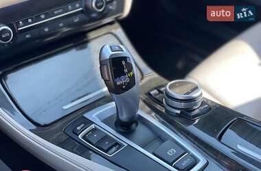 Седан BMW 5 Series 2012 в 