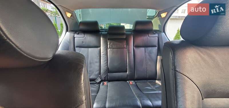 Седан BMW 5 Series 2003 в Львові