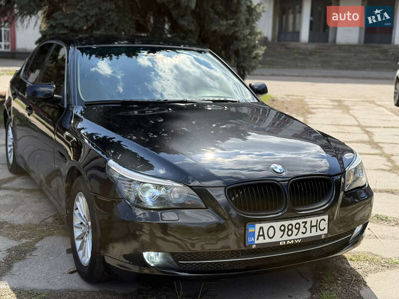 Седан BMW 5 Series 2007 в Днепре