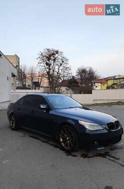 Седан BMW 5 Series 2004 в 