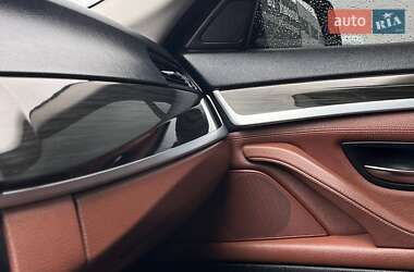 Седан BMW 5 Series 2013 в 