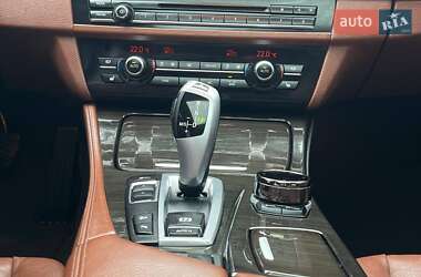 Седан BMW 5 Series 2013 в 