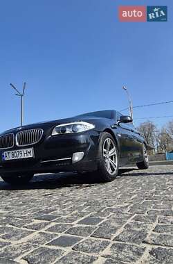 Седан BMW 5 Series 2012 в 