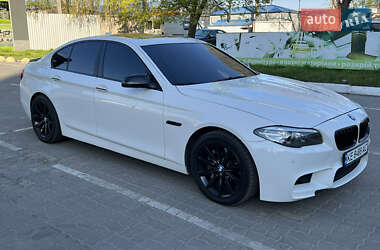 Седан BMW 5 Series 2014 в 