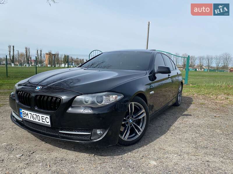 Седан BMW 5 Series 2010 в Сумах