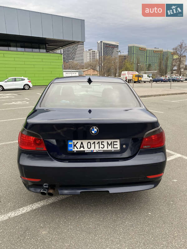 Седан BMW 5 Series 2003 в Киеве