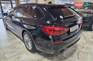 Универсал BMW 5 Series 2017 в 