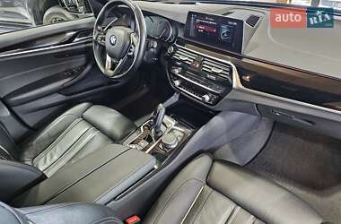 Универсал BMW 5 Series 2017 в 