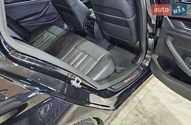 Универсал BMW 5 Series 2017 в 