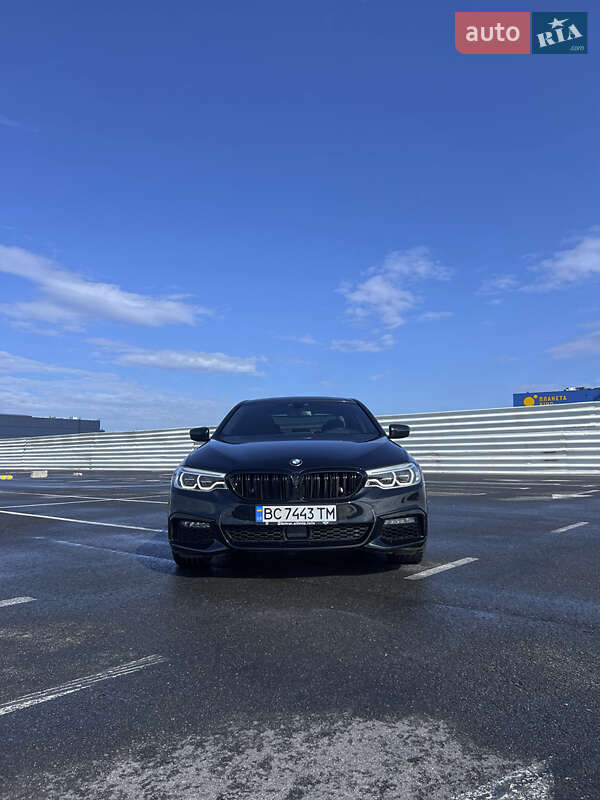 Седан BMW 5 Series 2017 в Львові