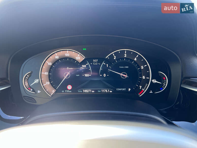 Седан BMW 5 Series 2017 в Львові