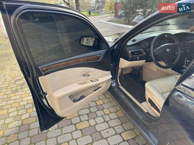 Седан BMW 5 Series 2008 в Луцьку