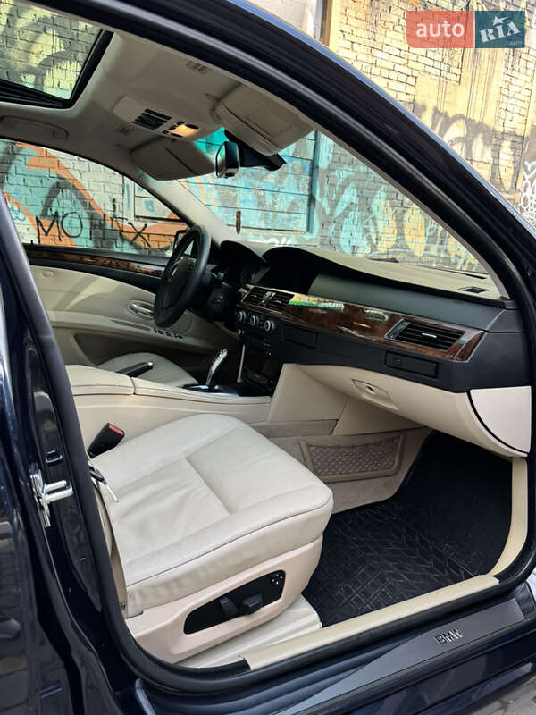 Седан BMW 5 Series 2008 в Луцьку