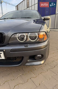 Седан BMW 5 Series 1999 в 