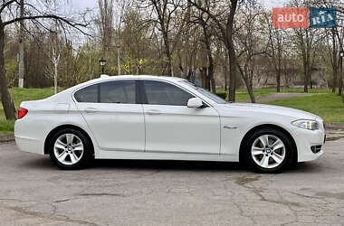 Седан BMW 5 Series 2012 в 