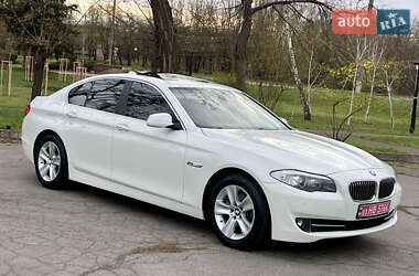 Седан BMW 5 Series 2012 в 