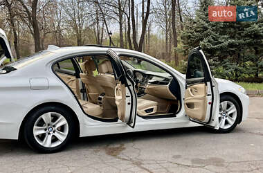 Седан BMW 5 Series 2012 в 