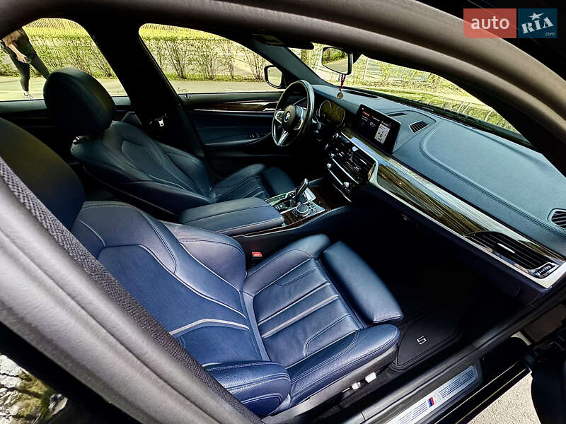 Седан BMW 5 Series 2017 в Львові