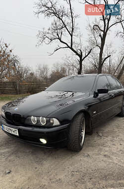 Седан BMW 5 Series 2002 в 