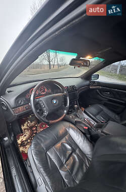 Седан BMW 5 Series 2002 в 