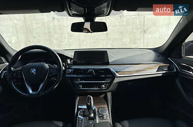 Седан BMW 5 Series 2018 в 