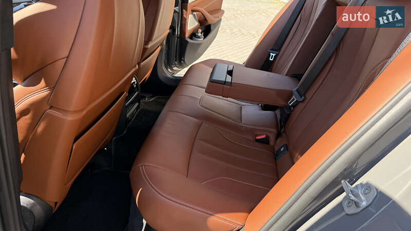 Седан BMW 5 Series 2021 в Дніпрі