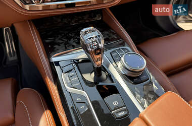 Седан BMW 5 Series 2021 в 