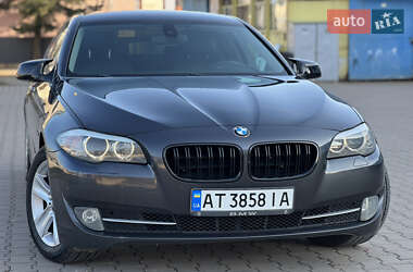 Седан BMW 5 Series 2010 в 