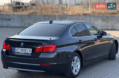 Седан BMW 5 Series 2010 в 