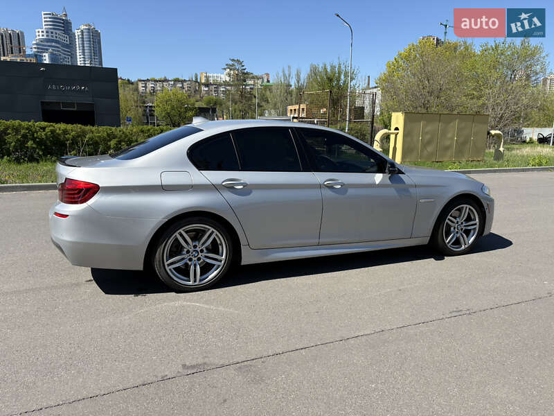 Седан BMW 5 Series 2013 в Дніпрі
