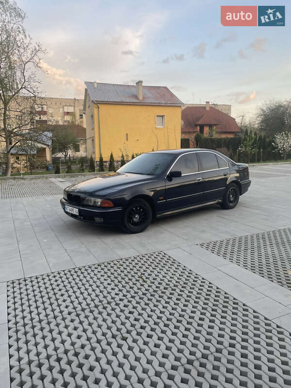 Седан BMW 5 Series 1998 в Самборе