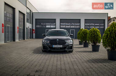Седан BMW 5 Series 2017 в 