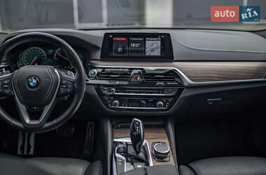 Седан BMW 5 Series 2017 в 
