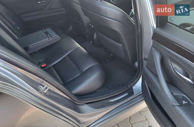 Седан BMW 5 Series 2011 в 